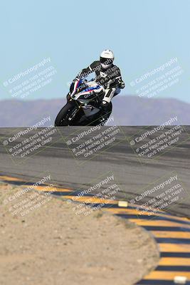 media/Feb-03-2024-SoCal Trackdays (Sat) [[767c60a41c]]/1-Turns 9 and 10 (940am)/